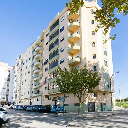 Apartamento Central Setubal Sossegado E Com Luz 외부 사진
