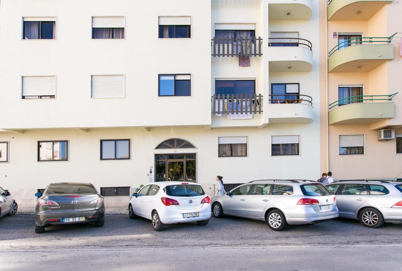Apartamento Central Setubal Sossegado E Com Luz 외부 사진